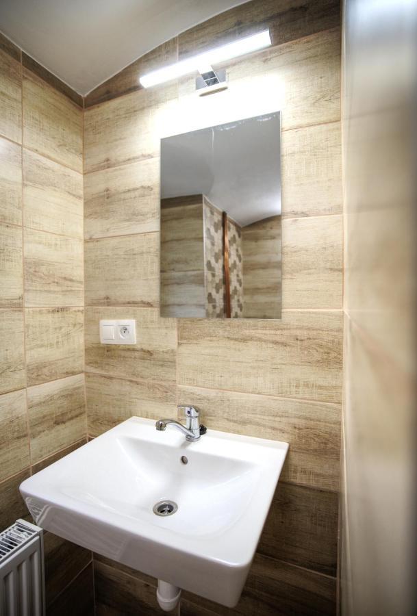 Apartmanek Mezi Kopci Apartment ยาคีมอฟ ภายนอก รูปภาพ